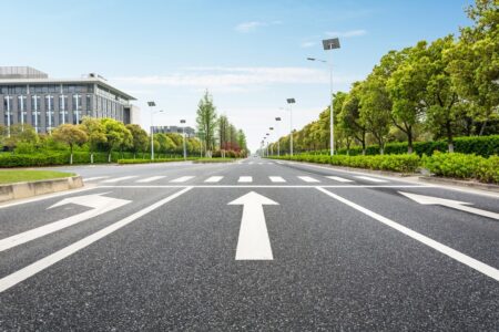 Sinalização refletiva durável e sustentável? Só com a Salecril