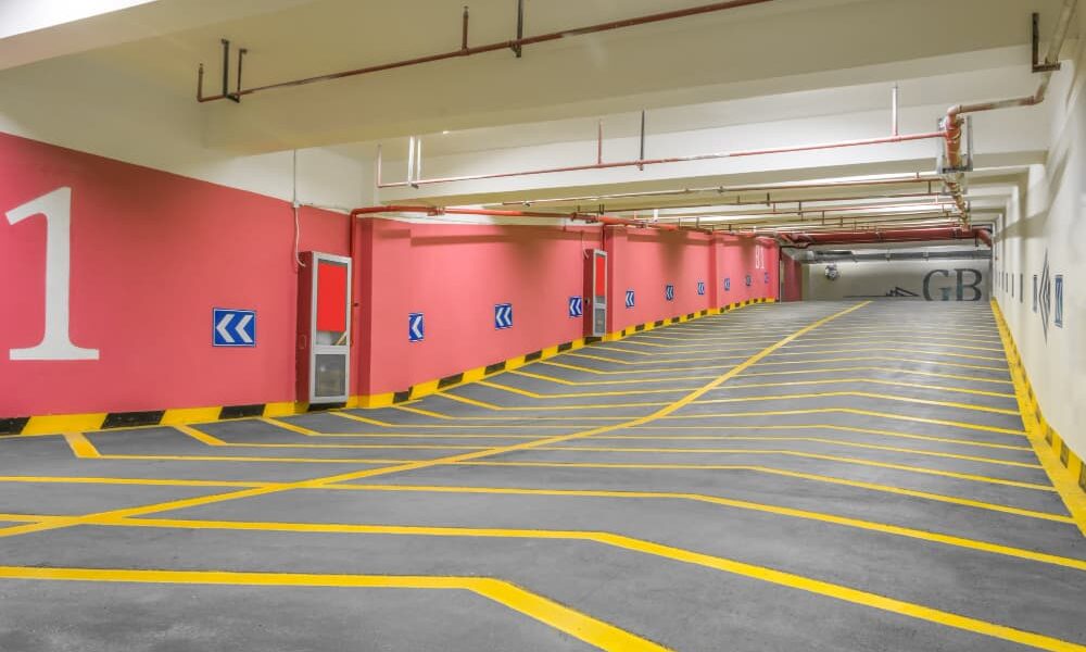 Qual a melhor tinta para demarcação de estacionamento?
