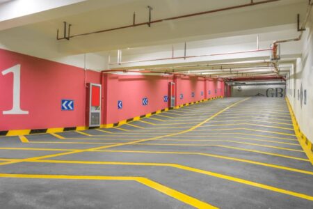 Qual a melhor tinta para demarcação de estacionamento?