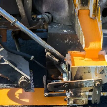 5 vantagens da microesfera de vidro para sinalização viária