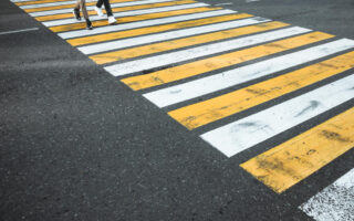 Por que escolher a tinta para faixa de pedestre Salecril