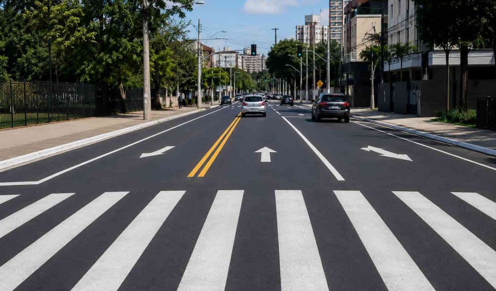 Demarcação de Tráfego: Segurança e Eficiência nas Vias